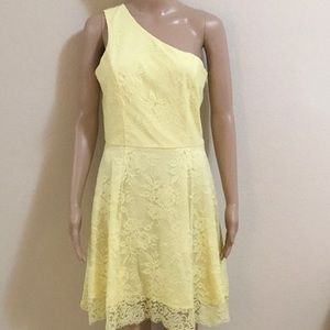 NEW lace one-shoulder dress